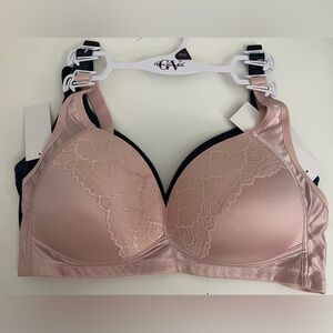 Gloria Vanderbilt Lace Trimmed Bra in Blush and Black